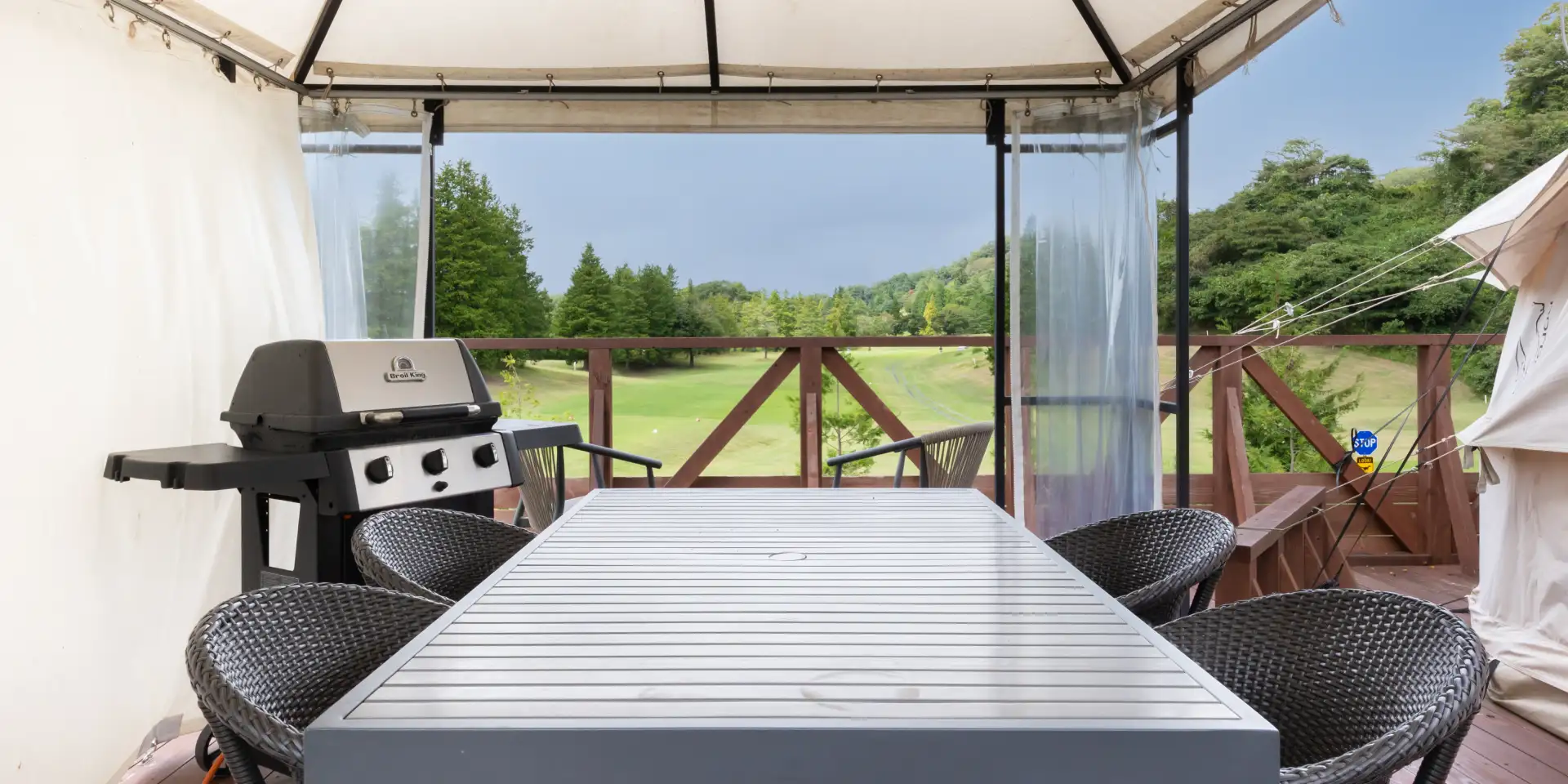 ハワイアンズテント（禁煙）