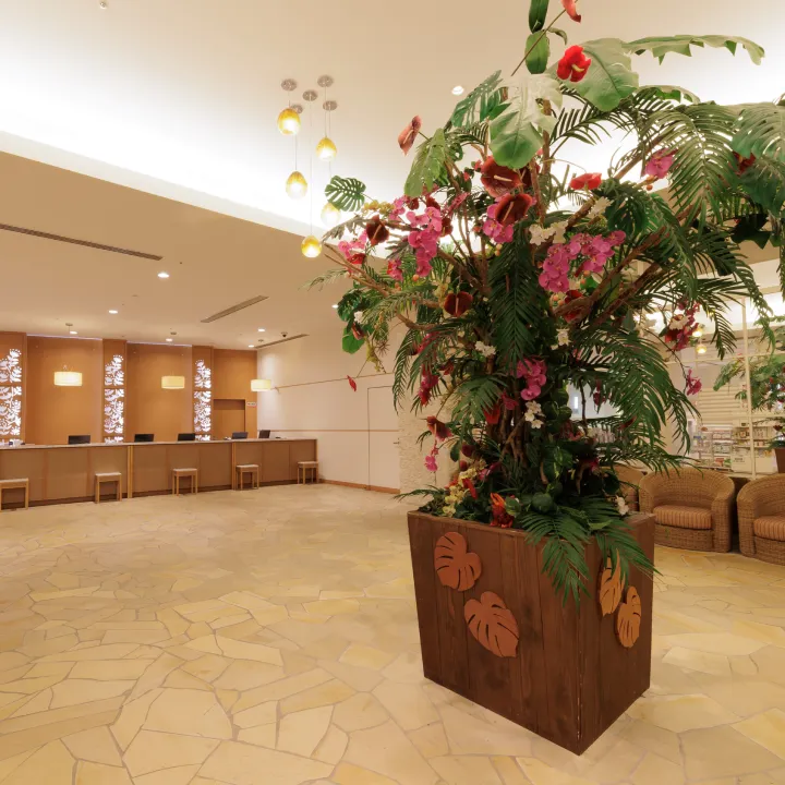 Monolith Tower ロビー