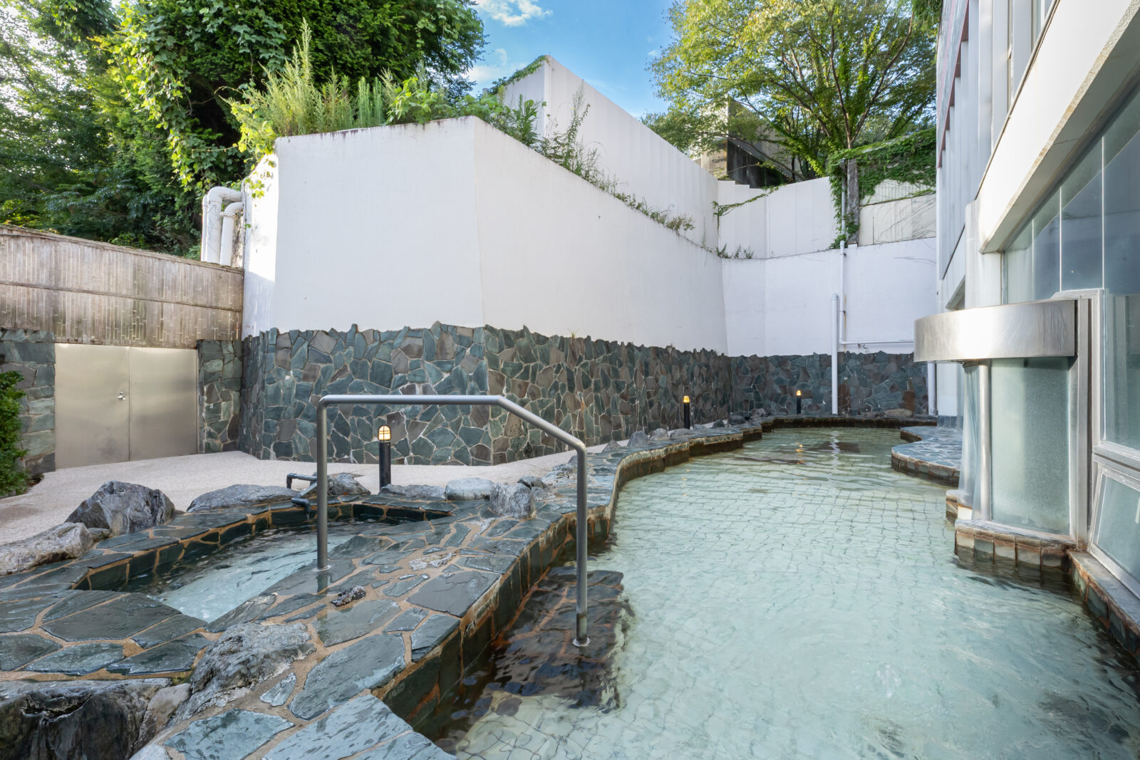 Hot Spring Large Bath Palace