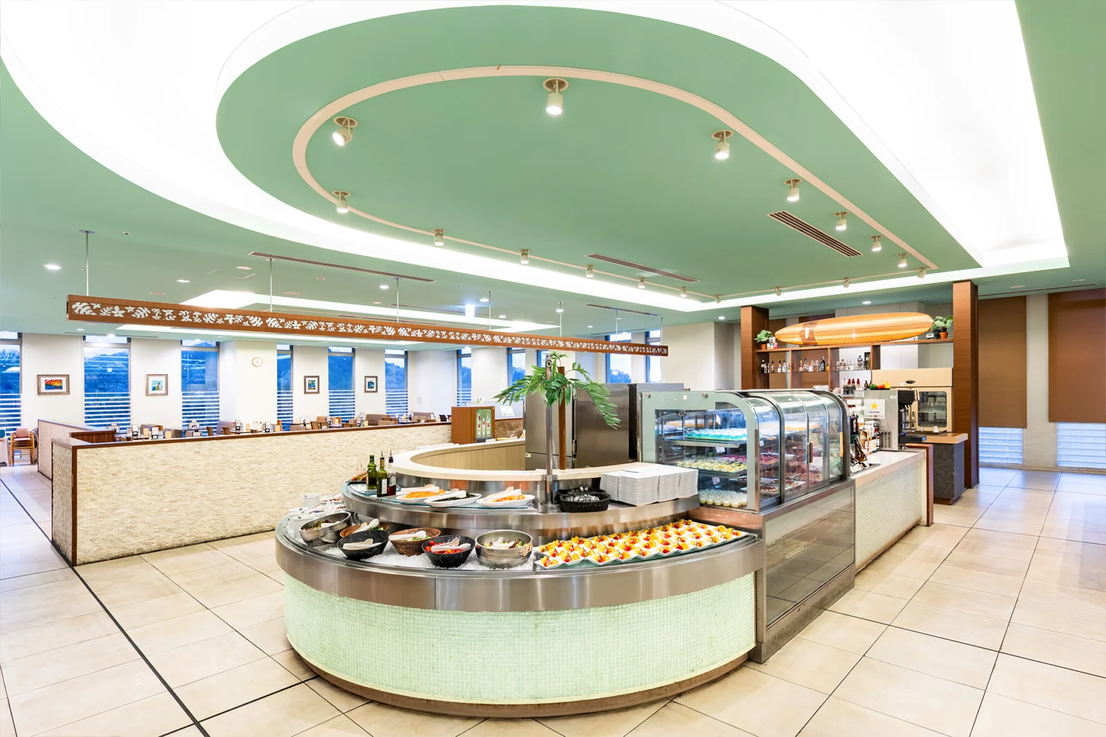 レストラン ネシア