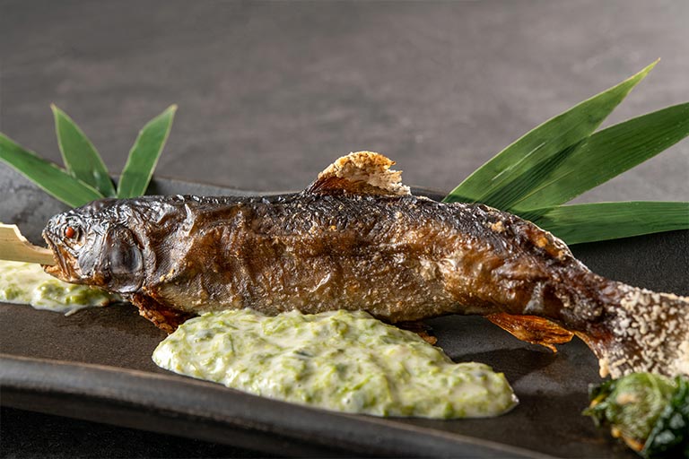 Smoked grilled char with the aroma of sea lettuce