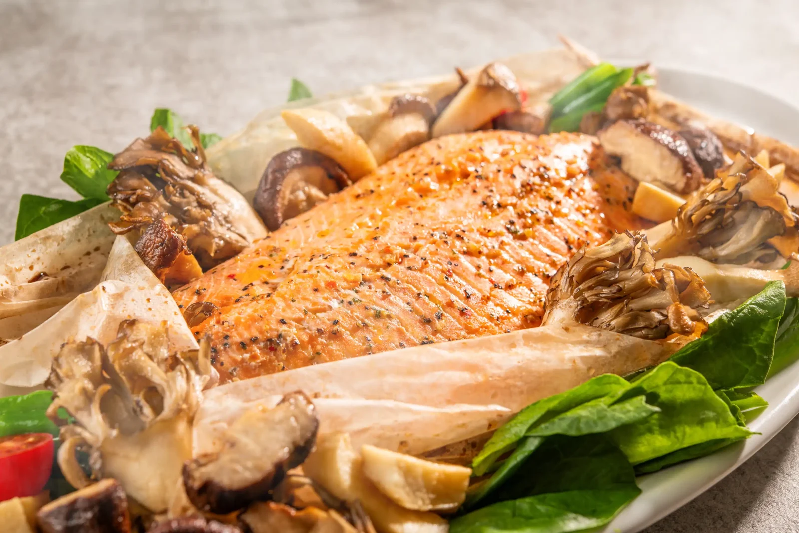 Salmon and Iwaki mushroom papillote