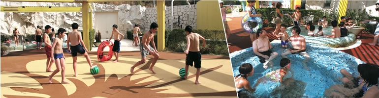 Circular plaza Bathing with natural hot spring water