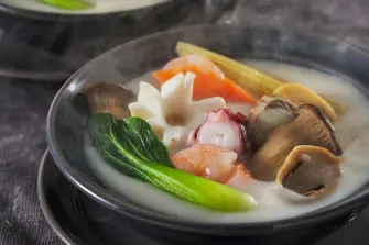 いわきエリンギと魚介のココナッツ煮