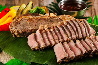 牛肉の厚切りステーキ ハワイアンBBQソース